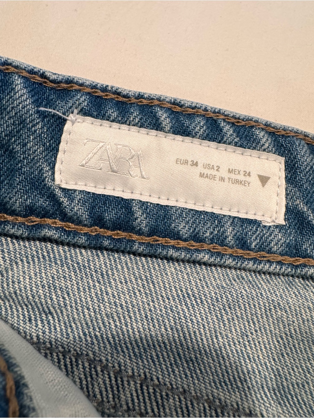 Zara Light Blue Wide Leg Jeans - Picture 3 of 8